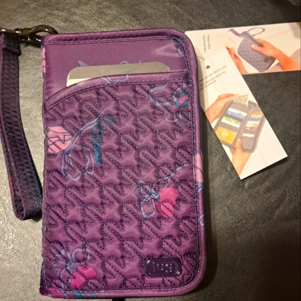 LUG Tandem North South Wallet RFID Protection Passport Travel Purple New